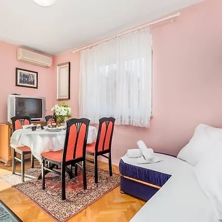 In With Sea View, Balcony, Air Conditioning, Wi-fi * Vodice